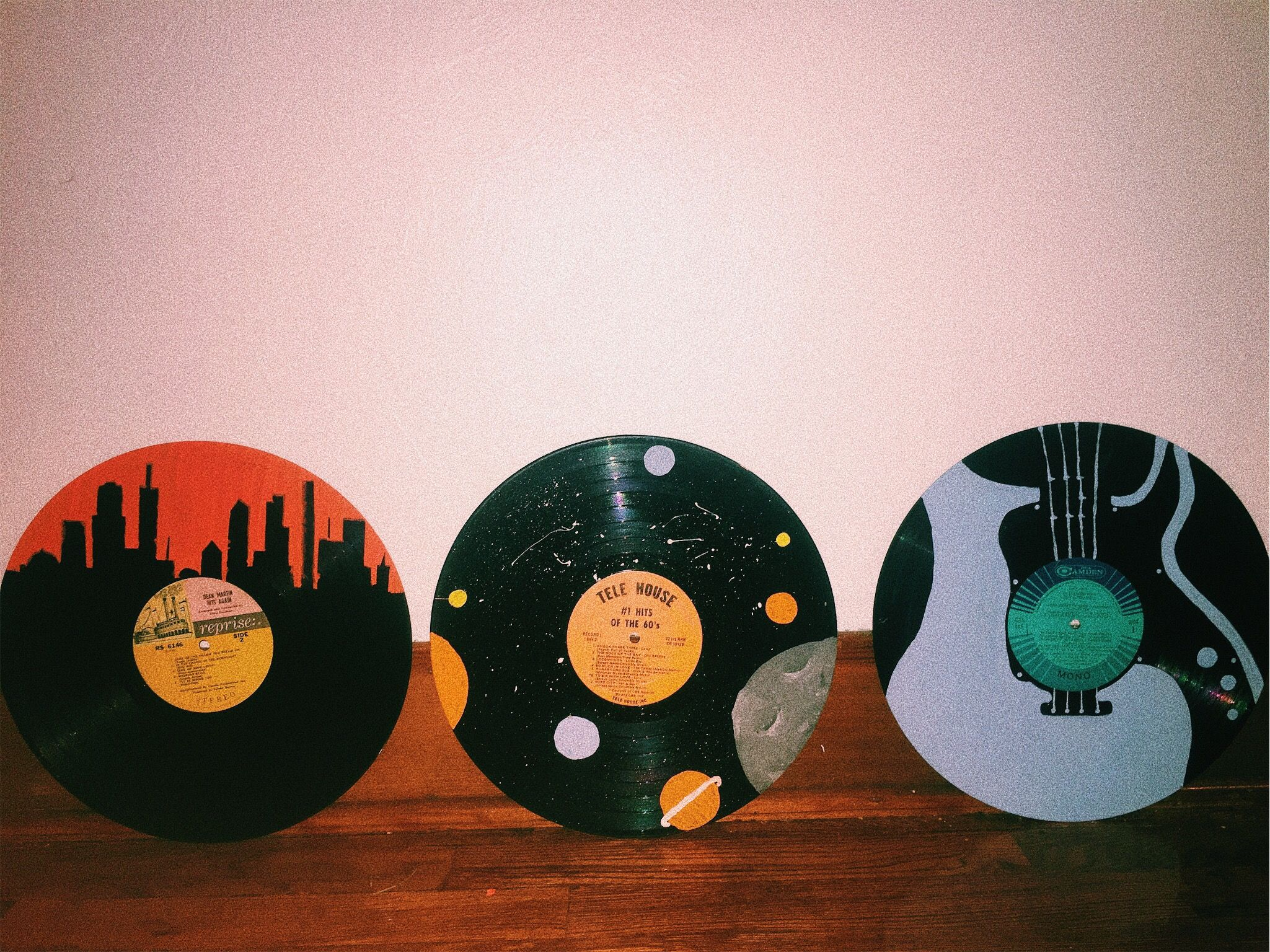 Vinil plastinkalarni bezash bo‘yicha mahorat darsi